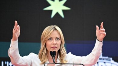ملونی خطاب به ترامپ: دوست شما بودن قطعا کمکی به محبوبیت من نکرده است