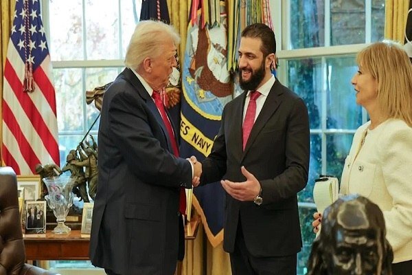 سانا: ترامپ و احمد الشرع درباره حمایت از اقتصاد سوریه گفتوگو کردند