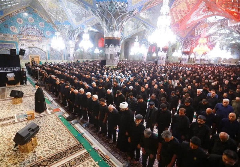 اقامه نماز ظهر عاشورا به وقت بندگی به سبک حسینی / اخبار خراسان رضوی - اخبار استانها