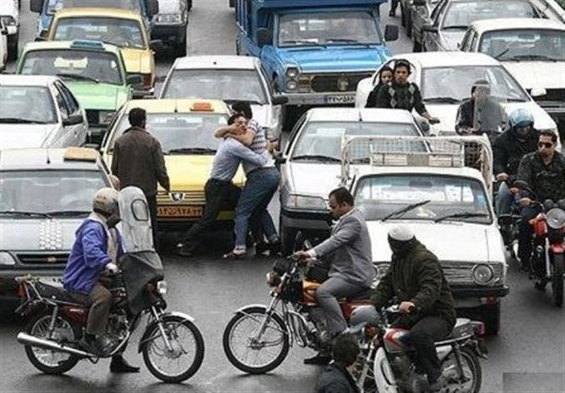 چاقوی مرگ در نزاع موتورسواران سیرجانی/ جوان 22 ساله قربانی جنایت شد / اخبار کرمان - اخبار استانها