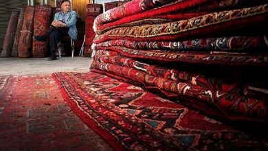 رئیس اتحادیه فرش دستباف تهران: از اصل ماجرا که تولید فرش بود غافل ماندیم / فرش دستباف , تولیدکنندگان فرش , بازار فرش , هنرصنعت , تهران