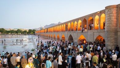 شادی اصفهانیها در کنار پلهای تاریخی نصف جهان+فیلم / اخبار اصفهان - اخبار استانها