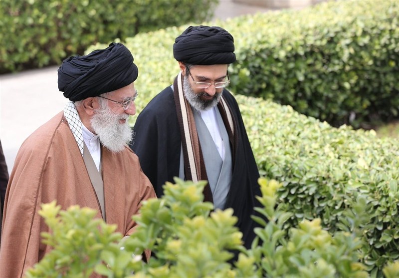 ایران و طلیعه نظم نوین جهانی با پرچمداری آیتالله سیدمجتبی خامنهای / جدیدترین اخبار مرتبط با آیت الله امام خامنهای - اخبار حوزه امام و رهبری