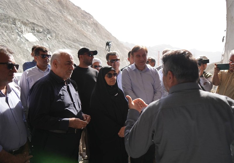 وزیر راه دستور تسریع بازسازی اماکن آسیبدیده استان بوشهر را صادرکرد / اخبار بوشهر - اخبار استانها