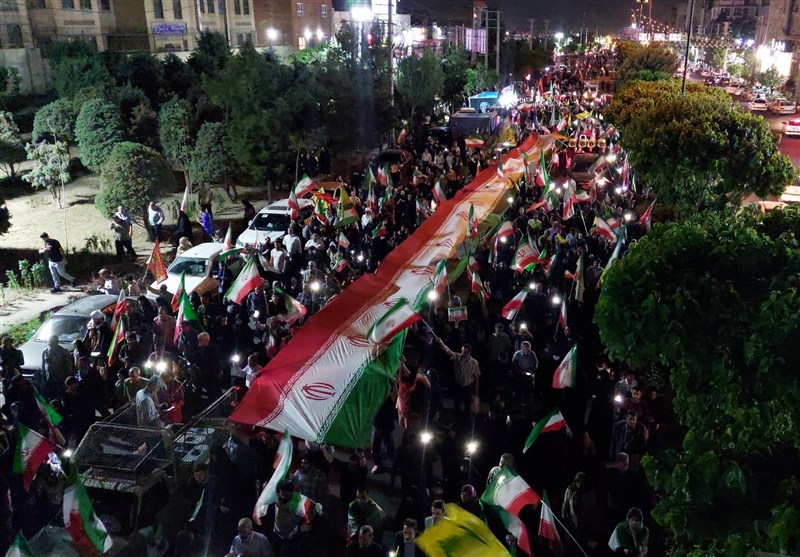 ملت ایران با ایمان و ولایتمداری در برابر توطئهها ایستاده است / اخبار کاشان - اخبار استانها