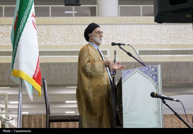 «هیهات من الذله» راهبرد خللناپذیر ملت ایران در برابر استکبار است / اخبار زنجان - اخبار استانها
