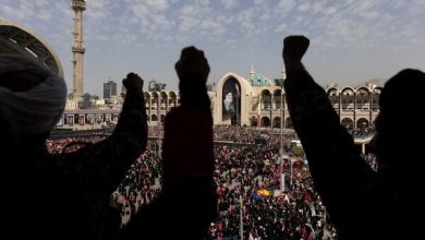 نیویورک تایمز: مراسم وداع با آیتالله خامنهای نمایش وحدت ایرانیان بود