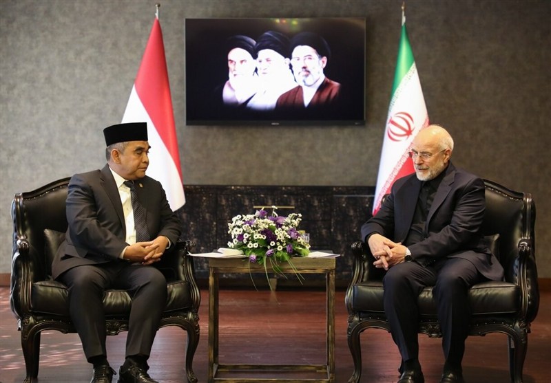 قالیباف: کسی میتواند با آمریکا مذاکره کند که آماده جنگ باشد / اخبار سیاسی روز , اخبار مجلس