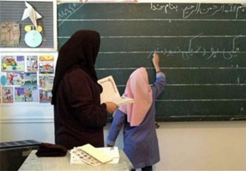 تعیین تکلیف پرداخت حقوق سهماهه حدود ۲۶ هزار معلم حقالتدریس / معلم حقالتدریس , حقوق , کمیسیون آموزش مجلس , مجلس شورای اسلامی , معلمان