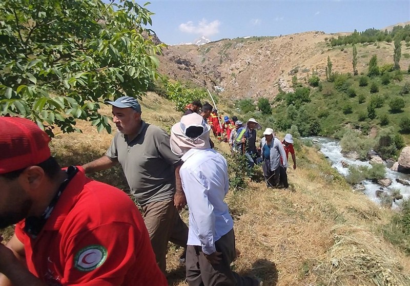 پیکر بانوی مغروق سولهدوکل پس از 8 روز جستوجو پیدا شد / اخبار آذربایجان غربی - اخبار استانها