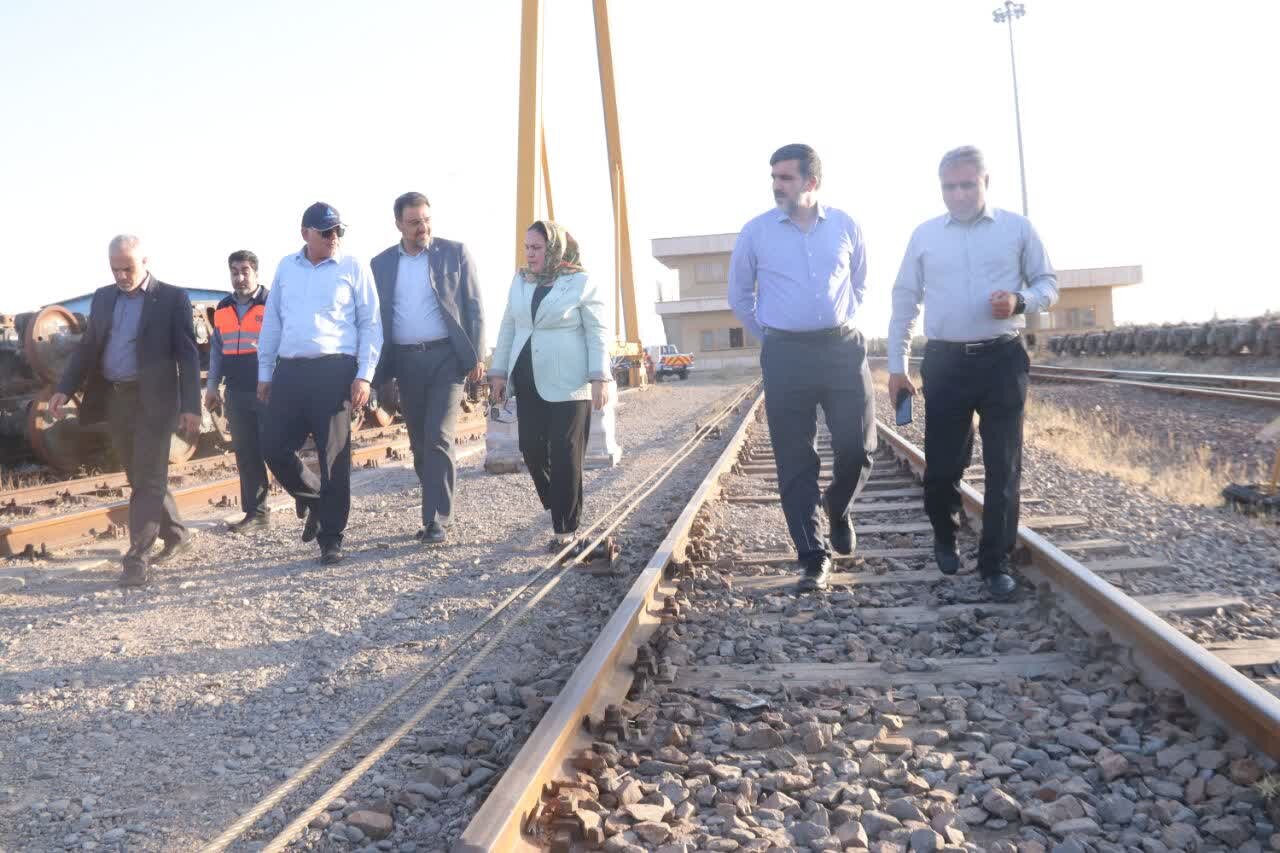 معاون وزیر حملونقل تاجیکستان: سرخس نقش استراتژیک در تبادلات ریلی دو کشور دارد / تاجیکستان , سرخس , حملونقل , تبادلات ریلی , تعاملات اقتصادی