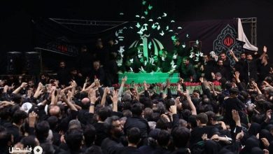 روایتی از مراسم وداع با پیکر امام شهید در جوار بیت رهبری / اخبار سیاسی روز , اخبار گزارش و تحلیل سیاسی