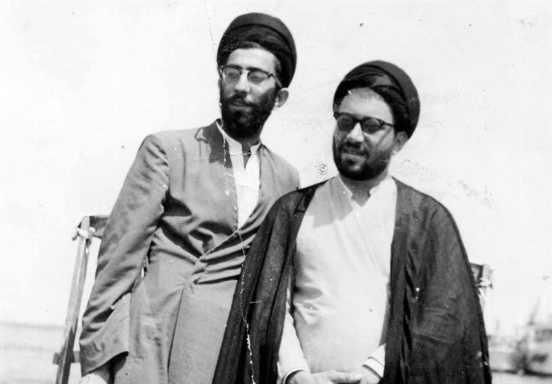 خاطرات رهبر شهید از ورود به درس خارج / جدیدترین اخبار مرتبط با آیت الله امام خامنهای - اخبار حوزه امام و رهبری