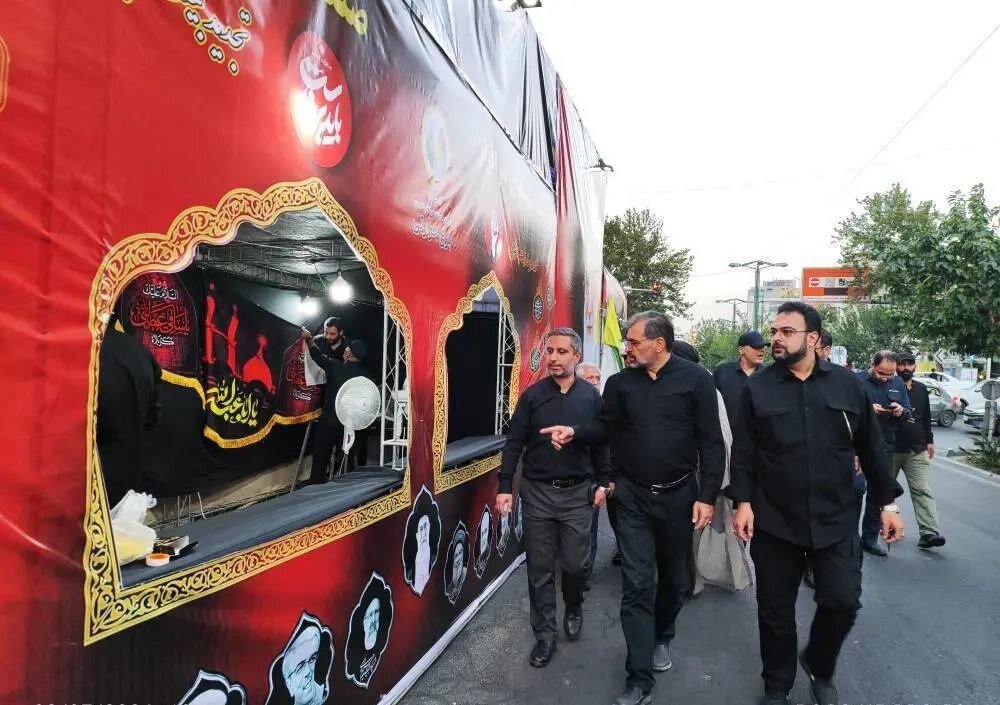 وزارت نیرو: آمادگی کامل برای تأمین آب و برق پایدار مراسم تشییع / وزارت نیرو , تأمین آب , تأمین برق , مراسم تشییع , رهبر شهید