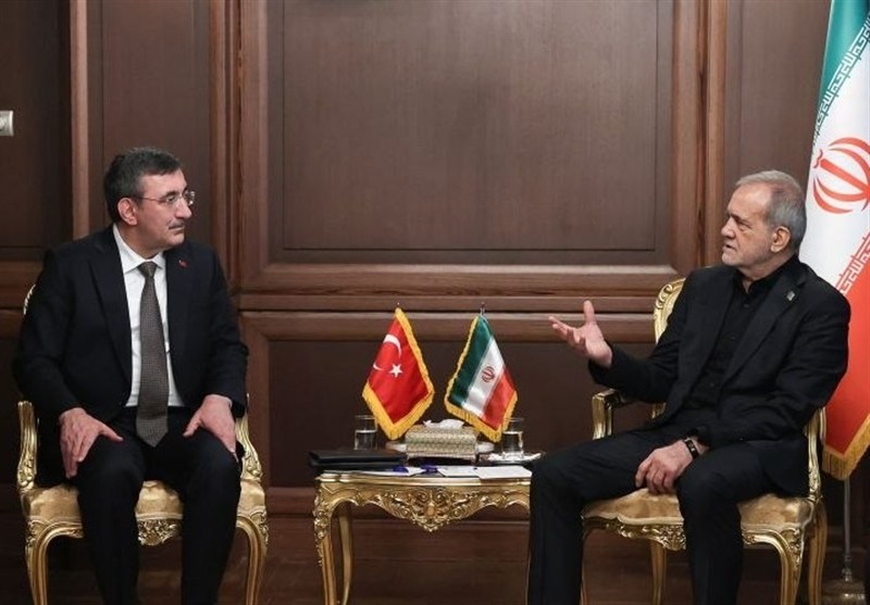 معاون اردوغان: تمام دنیا شاهد مقاومت ملت ایران بود / اخبار سیاسی روز , اخبار سیاست خارجی