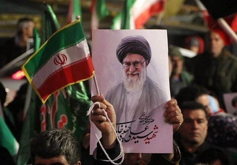 از جاده تا وداع با رهبر شهید/ تجربههای مردمی در قاب خبرنگاران لرستان / اخبار لرستان - اخبار استانها