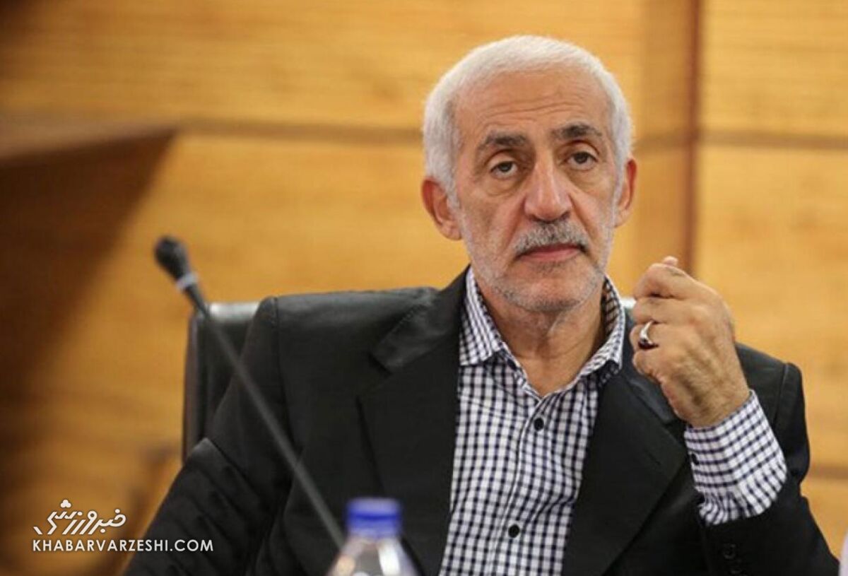 دادکان: هیچ فوتبالیست ایرانی نباید بیش از ۱۰۰ میلیون تومان بگیرد / محمد دادکان , فوتبال ایران , دستمزد فوتبالیستها , پرسپولیس , خبرورزشی