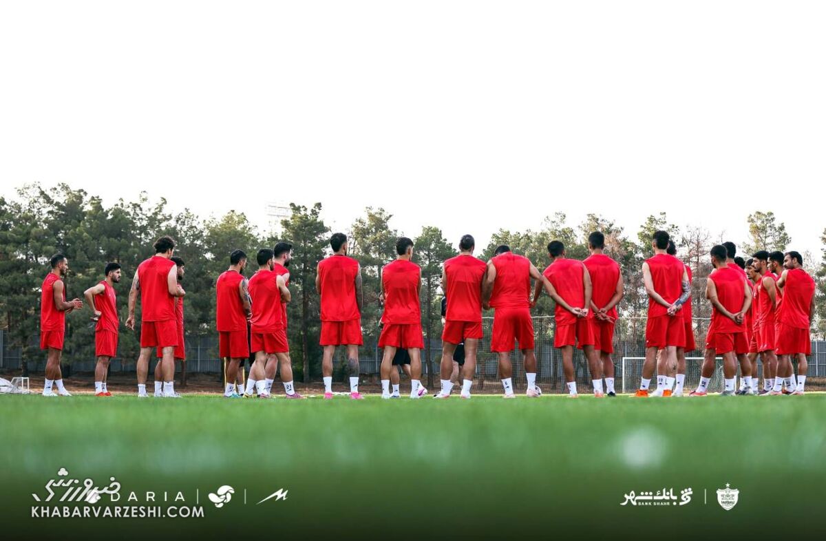 تارتار با ملیپوشان و خریدهای جدید؛ پرسپولیس اولین دیدار تدارکاتی را برگزار کرد / پرسپولیس , مهدی تارتار , دیدار تدارکاتی , لیگ برتر , بازیکنان جدید