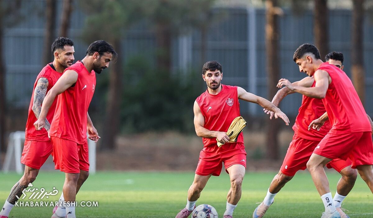 لغو اردوی پرسپولیس در ترکیه؛ سرخپوشان در تهران آماده میشوند / پرسپولیس , اردوی خارجی , فوتبال ایران , لغو اردو , بازیکنان پرسپولیس