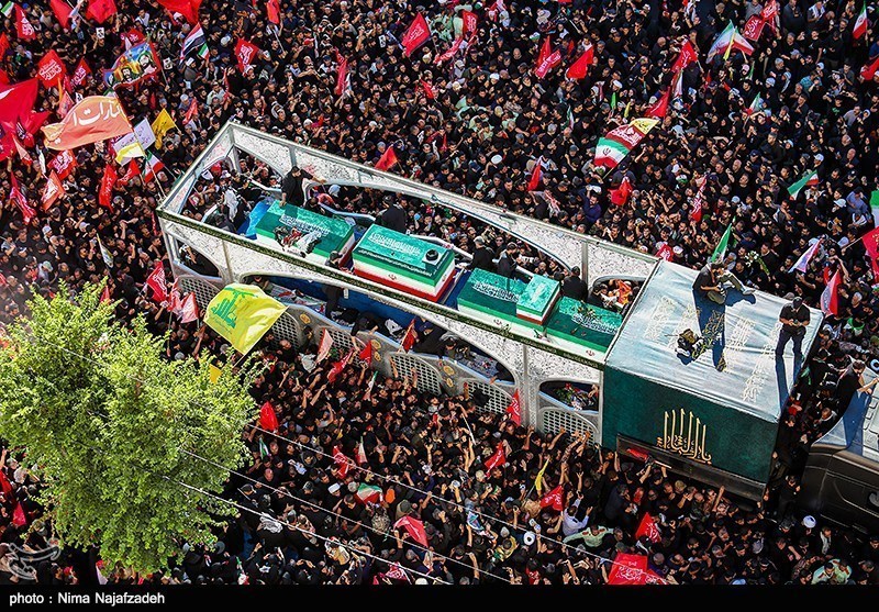 طوفان «اشک و انتقام» در مشهدالرضا/ وقتی خراسانجنوبی در سوگ رهبر حماسه آفرید / اخبار خراسان جنوبی - اخبار استانها
