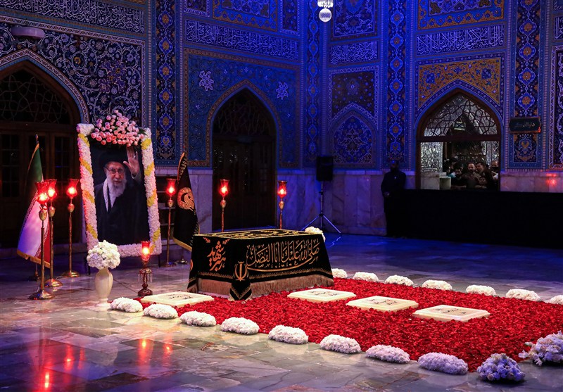 دارالذکر؛ قاب ماندگار وداع زائران با رهبر شهید / اخبار خراسان رضوی - اخبار استانها