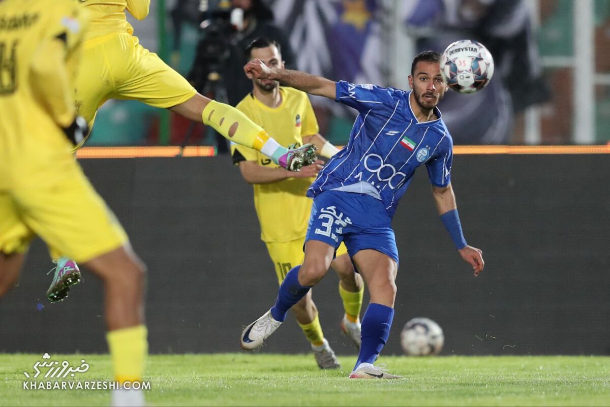 حذف عکسهای استقلال از اینستاگرام جلالی؛ زمزمههای پیوستن به پرسپولیس جدی شد / ابوالفضل جلالی , استقلال , پرسپولیس , نقل و انتقالات , لیگ برتر
