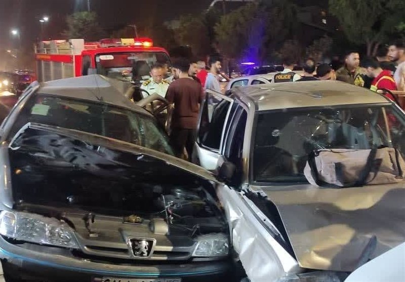 تصادف زنجیرهای در کرج با 4 مصدوم / اخبار البرز - اخبار استانها