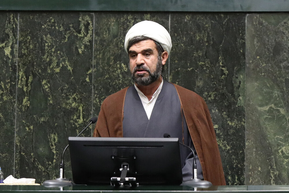 نماینده مجلس: افزایش نرخ سود بانکی به ۳۳ درصد، هزینهها و تورم را افزایش میدهد / سود بانکی , تولید , تورم , سرمایهگذاری , مجلس شورای اسلامی