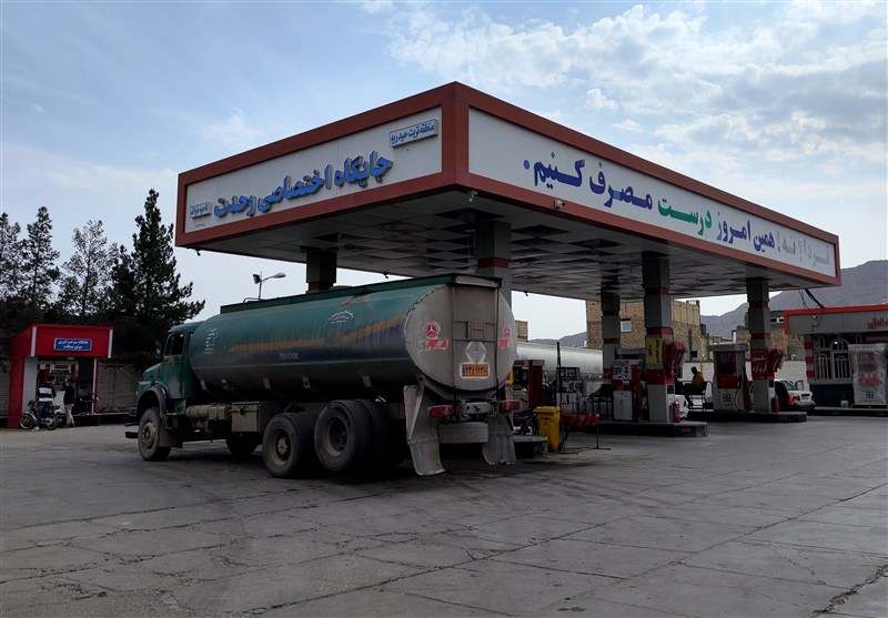 انتقال سهمیه بنزین به کارت ملی/ وضعیت زیرساختهای طرح / اخبار سیاسی روز , اخبار دولت