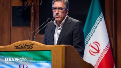 رئیس کمیسیون صنایع مجلس: دولت موانع داخلی تولیدکنندگان را کاهش دهد / تولیدکنندگان , کمیسیون صنایع , موانع تولید , کاهش موانع , مقررات دست و پاگیر