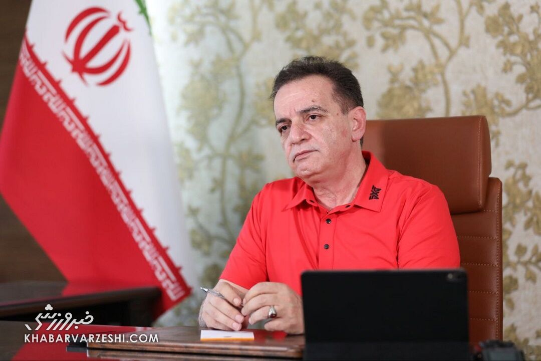 زنوزی: تراکتور بازیکنان خارجی جدید میگیرد؛ در حق بازیکنانم در تیم ملی بیمهری شد / محمدرضا زنوزی , باشگاه تراکتور , نقل و انتقالات , تیم ملی , محمد ربیعی