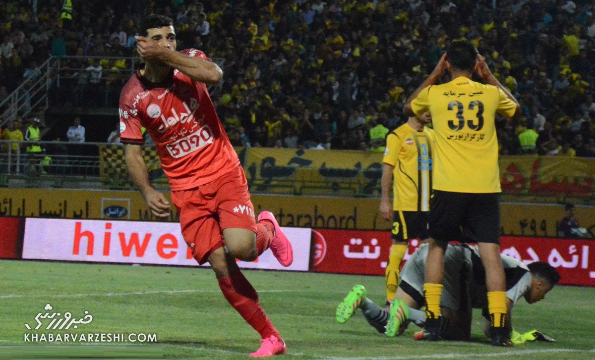 طارمی ۱۰ سال پیش: اشتباه بزرگی در ترکیه مرتکب شدم؛ هواداران پرسپولیس حلال کنند / مهدی طارمی , پرسپولیس , ریزهاسپور , مصاحبه , فوتبال ایران