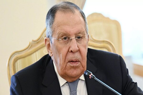 لاوروف: از مذاکرات مربوط به تنگه هرمز استقبال میکنیم