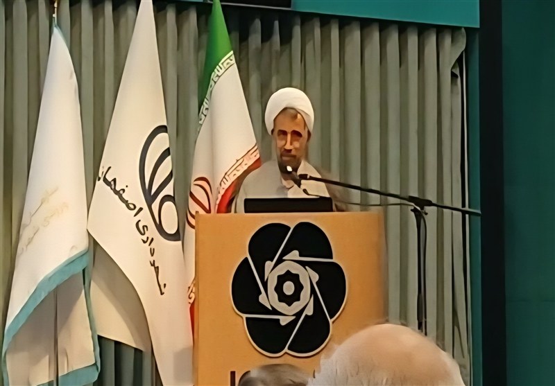 سلمان فارسی نماد عقلانیت و حکمت ایرانی در تمدن اسلامی است / اخبار اصفهان - اخبار استانها