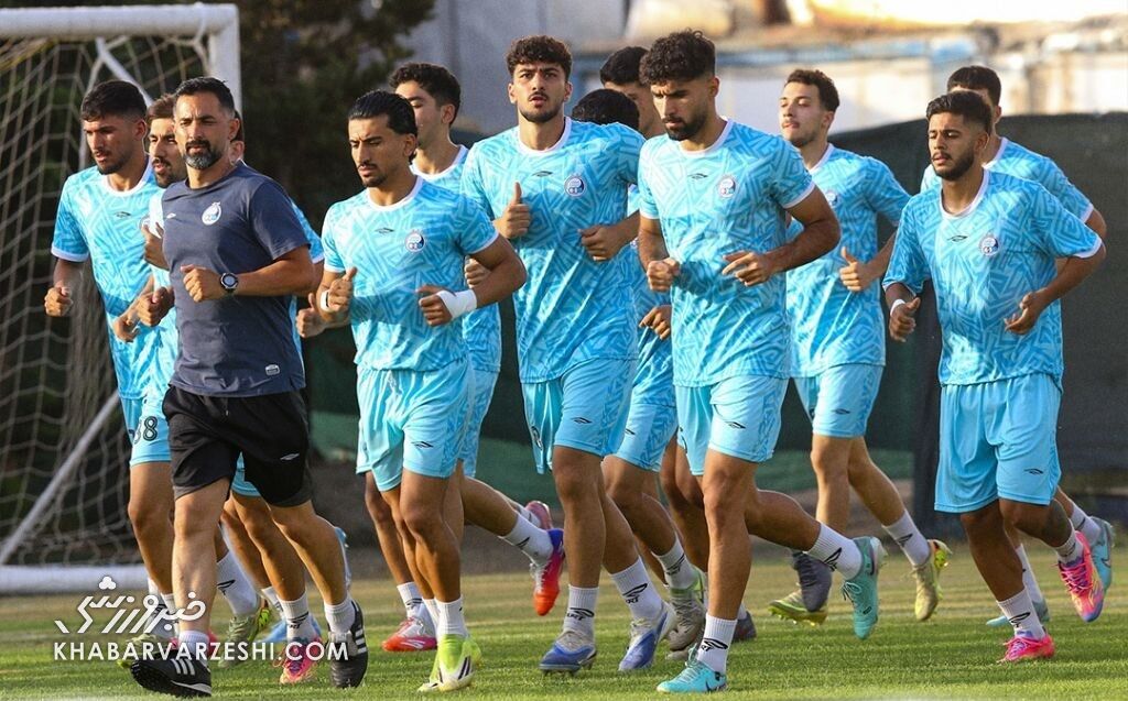 استقلال خواهان برخورد با پرسپولیس؛ ملیپوشان امید در گرو بیعدالتی / استقلال , تیم ملی امید , پرسپولیس , فدراسیون فوتبال , بازیهای آسیایی