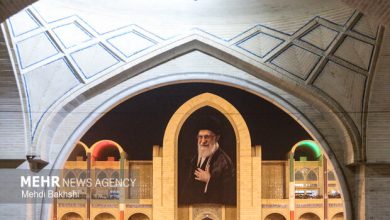 پوشش زنده مراسم وداع با پیکر رهبر شهید ایران در رسانههای عربی