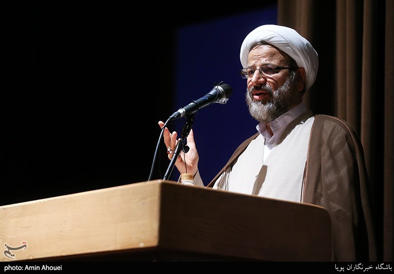 واعظی: امام شهید امت هویت ملی ـ ایمانی ایرانیان را زنده کرد / اخبار قم - اخبار استانها