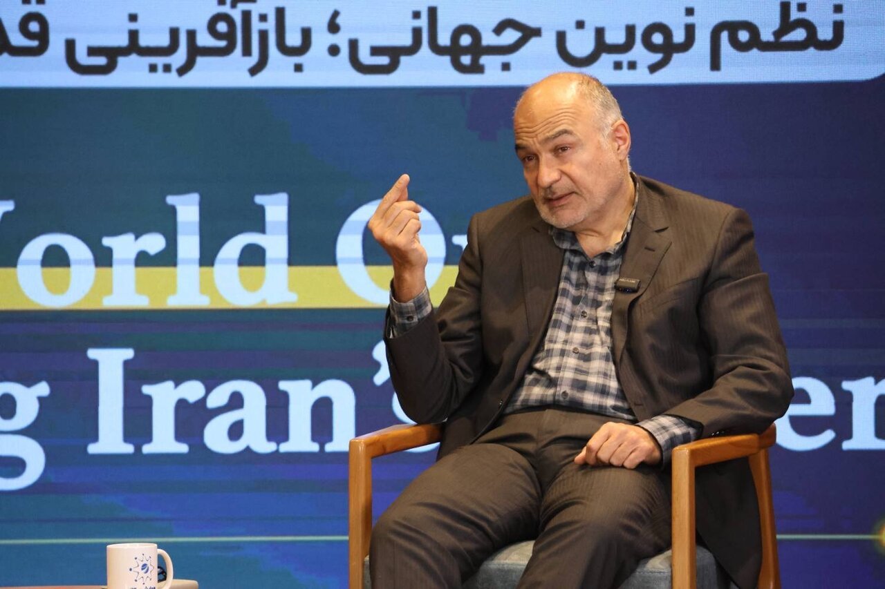 پژوهشگر توسعه صنعتی: رهبر شهید درباره تکیه صرف بر تجارت با امارات هشدار میدادند / تجارت , امارات , آمریکا , توسعه صنعتی , رهبر شهید