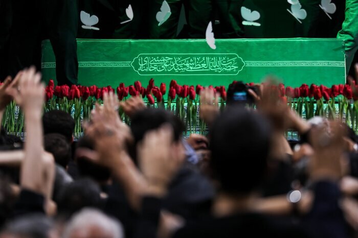 گزارش شبکه الجزیره از مراسم وداع با پیکر رهبر شهید ایران