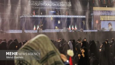 المنار: سیل جمعیت در مصلای تهران حاضر شده است