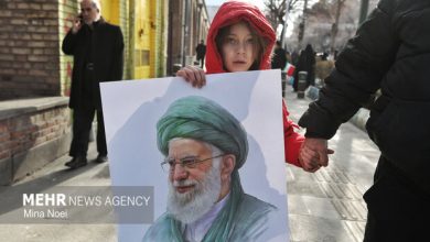 قاطعیت و فداکاری از ویژگیهای برجسته شهید آیتالله خامنهای بود