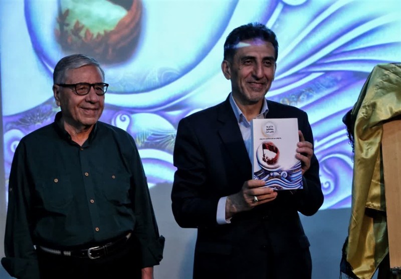 همایش شعر عاشورائیان همدان/رونمایی از کتاب«باز این چه رستخیز عظیم است» / اخبار همدان - اخبار استانها