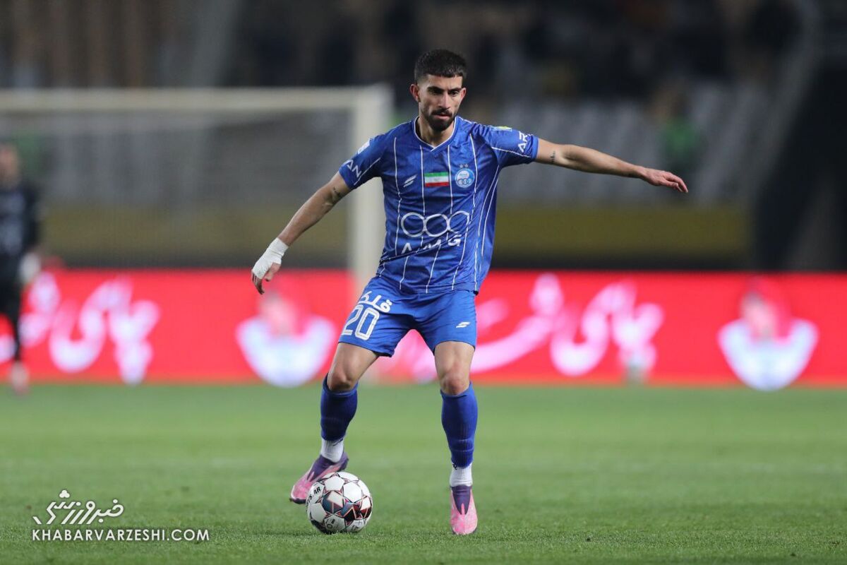 پرسپولیس در پی جذب دو بازیکن استقلال؛ وضعیت مبهم ششتاییها / پرسپولیس , استقلال , نقل و انتقالات , فوتبال ایران , بازیکنان استقلال