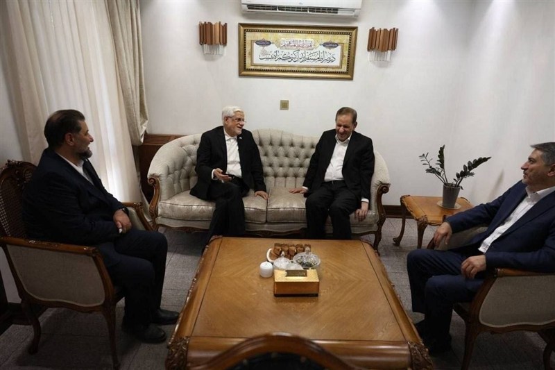 دیدار عارف با معاونان اول دولتهای گذشته به مناسبت هفته دولت / اخبار سیاسی روز , اخبار دولت