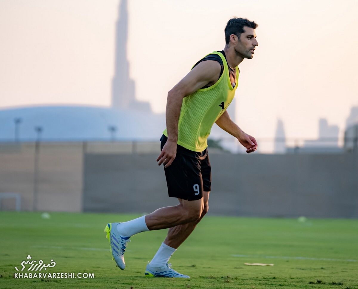 الوصل با پوستر جنگجویانه مهدی طارمی به مصاف شباب الاهلی میرود / مهدی طارمی , الوصل , شباب الاهلی , لیگ امارات , پوستر خبری