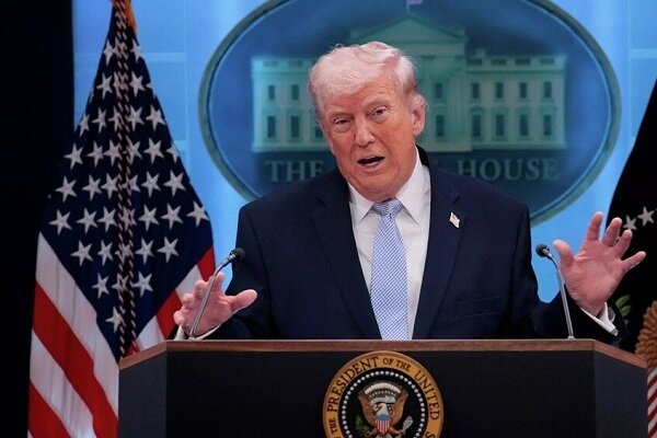 ترامپ:چیزی به ایران نمیرسد، مگر ما بخواهیم؛ تنگه هرمز تحت کنترل ماست!
