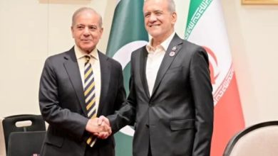 دعوت پزشکیان از شهباز شریف برای شرکت در اجلاس سازمان همکاری اقتصادی