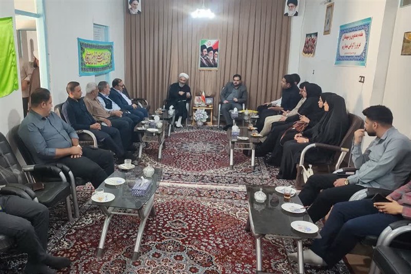 روز خبرنگار در نهاوند؛ عهدی دوباره با آرمانهای انقلاب و شهدا / اخبار همدان - اخبار استانها