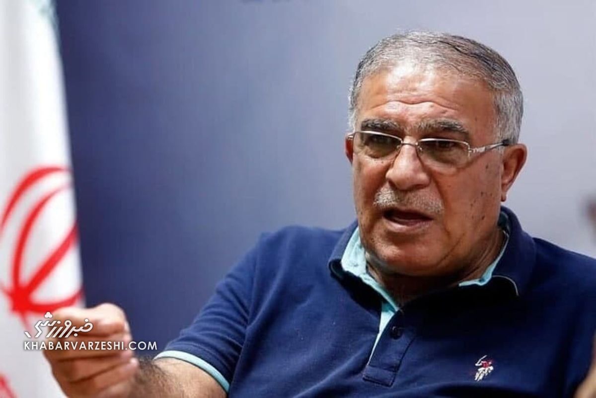 هشدار حسن روشن به مهدی قایدی: مراقب رفتار در امارات باش، عربها عصبانی شوند بازیکن را از پا در میآورند / حسن روشن , مهدی قایدی , استقلال , لیگ امارات , پیشکسوتان فوتبال