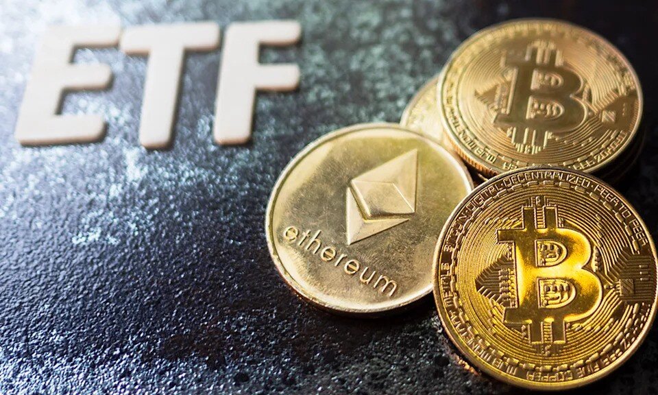 توقف فعالیت صندوق قابل معامله در بورس بیتکوین آمریکا به دلیل کاهش ورود سرمایه / بیتکوین , ETF , صندوق قابل معامله , رمزارزها , بازار سرمایه